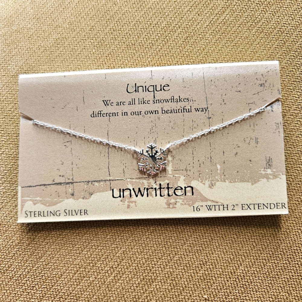 NWT Sterling Silver Snowflake Necklace